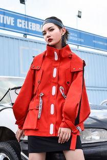 欧美老式外套图片女,欧美经典外套女生穿搭指南