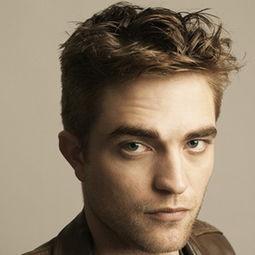 欧美黑色发型男图片,黑色发型男性的独特魅力